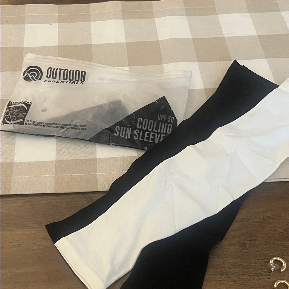 3/$12 Bundle and Save- Black and White Cooling Sun Sleeves